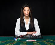 Dealer-Aufgaben beim Omaha Poker